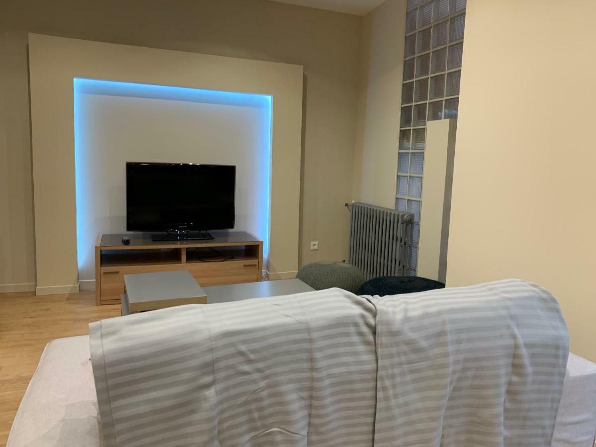 Appartement Avec 3 Chambres Au Centre De По Екстериор снимка